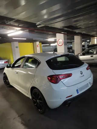 Alfa Romeo Giulietta 2011
