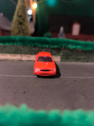 1/87 RIETZE FORD MONDEO ROJO MK2