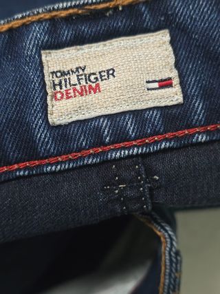JEANS TOMMY HILFIGER. TALLA 40