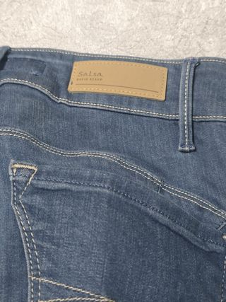 JEANS PUSH UP. MARCA SALSA .TALLA 34