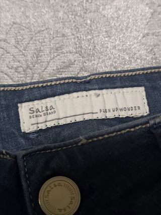 JEANS PUSH UP. MARCA SALSA .TALLA 34