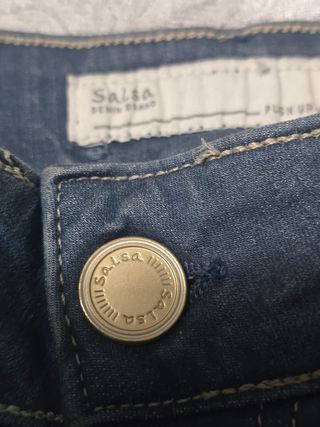 JEANS PUSH UP. MARCA SALSA .TALLA 34