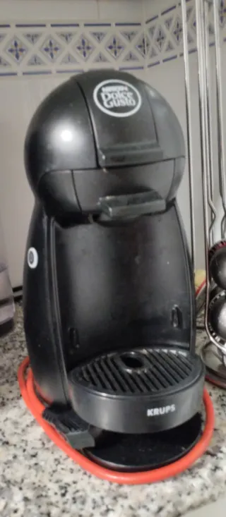 Cafetera Dolce Gusto Krups Negra