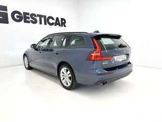Volvo V60 2.0 B4 (D) Momentum Core Auto