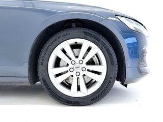 Volvo V60 2.0 B4 (D) Momentum Core Auto