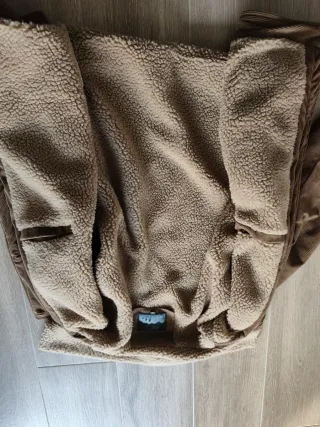 Cazadora marrón pana