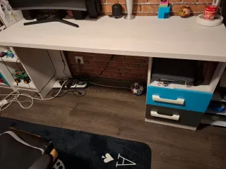 Dormitorio juvenil con cajones