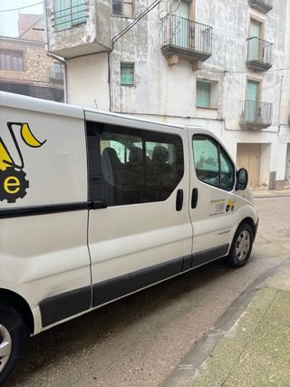 Renault Trafic 9 plazas