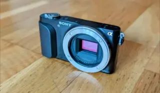 Cámara Sony a5000 (cuerpo)