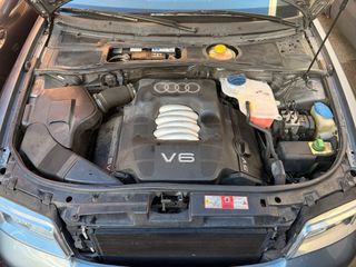 Audi A4 Avant V6 30V Tiptronic