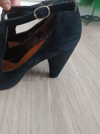 Originales zapatos de ante negro 40