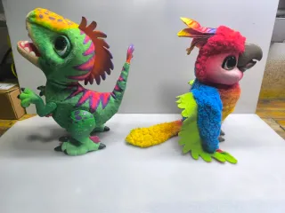 Set Figuras Interactivas Loro y Dino