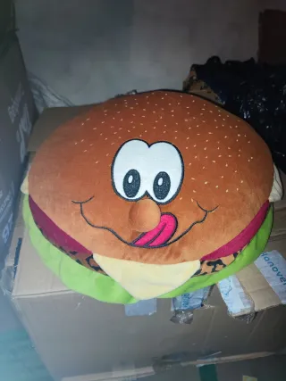 Peluche Hamburguesa Divertida
