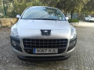 Peugeot 3008 2012