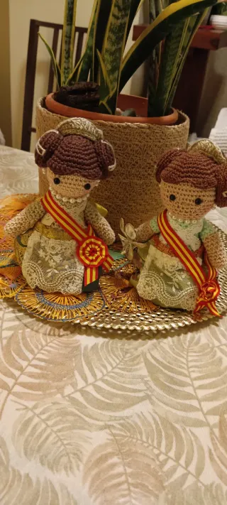 Falleras de ganchillo