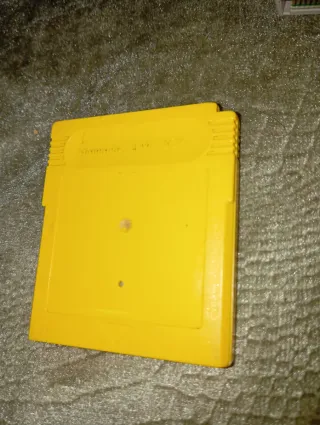 Pokémon Amarillo Nintendo Game Boy RPG