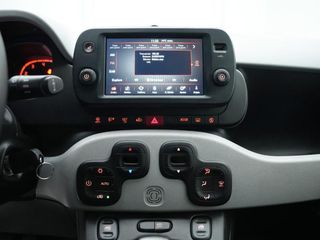 Fiat Panda 1.0 Hybrid 70CV Garmin