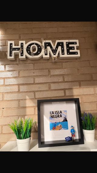 Cuadro Tintín La Isla Negra + Figura