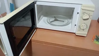 Microondas Salvo Blanco
