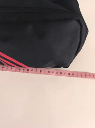 Bolso de mano Adidas negro y rojo