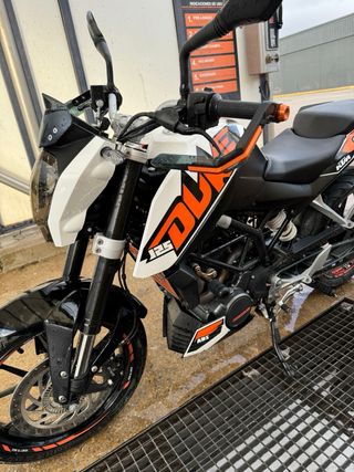 KTM Duke 125 2014