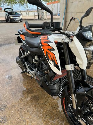 KTM Duke 125 2014