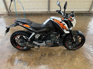 KTM Duke 125 2014