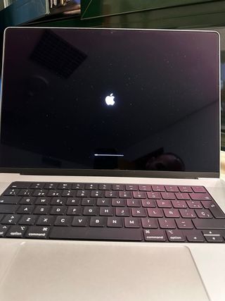 MacBook Pro 16 M1 Pro 16GB RAM 512GB SSD