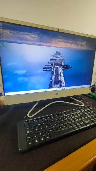 Ordenador Todo en Uno pantalla y ordenador rapido