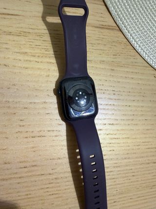 Apple Watch Series 8 45mm Morado