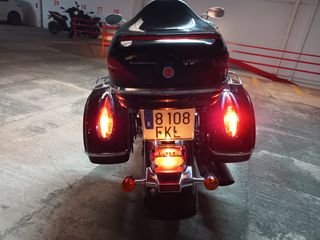 Suzuki Intruder C800