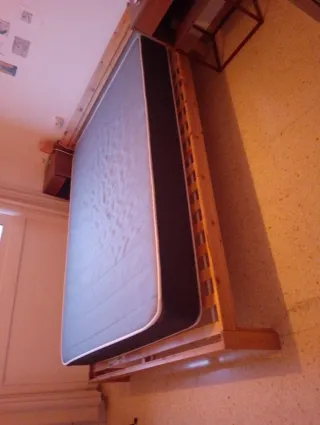 Somier madera y colchón dobles