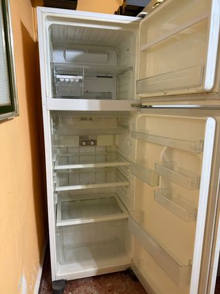 Nevera-Congelador Sharp SJ-CT480R-WH