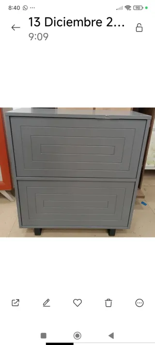 Cómoda gris de madera