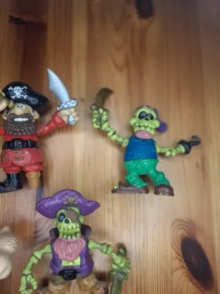 Set 4 Action Figure Pirati