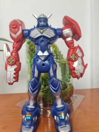 Figuras Power Rangers y Megazord