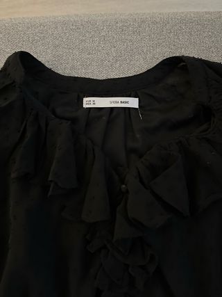 Blusa Sfera Negra Talla M Volantes