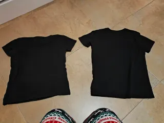 2 Camisetas Interiores Negras Talla 7 Años térmica