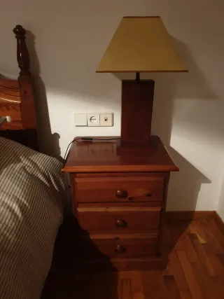 Dormitorio completo madera maciza