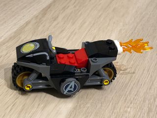 Moto Lego Capitán América Avengers