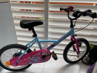 Bicicleta infantil azul y rosa