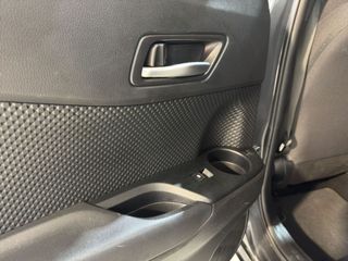 Toyota C-HR Hybrid Advance