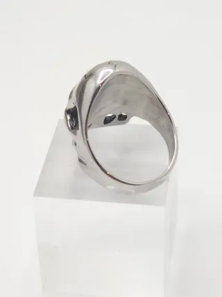 Anillo Calavera Ojos Rojos