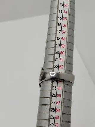 Anillo Calavera Ojos Rojos