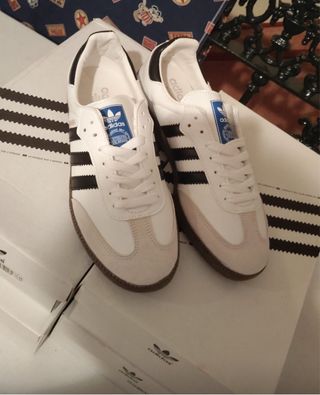 Deportivas Adidas Mujer Blancas y Beige
