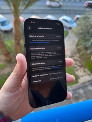 iPhone 15 Pro - 88% Batería