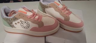 Deportivas Mujer Rosa y Blanco
