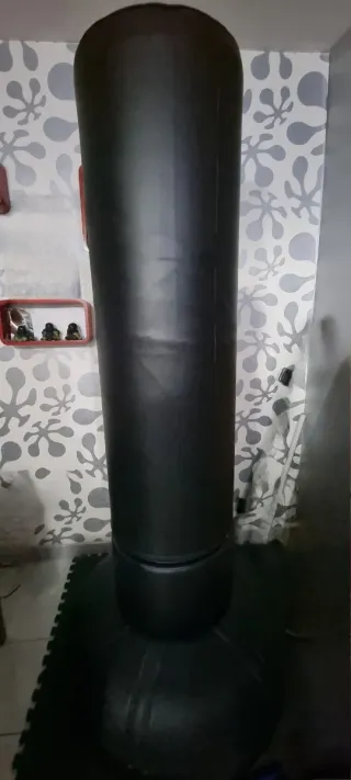 Saco de boxeo Everlast negro 1.90m