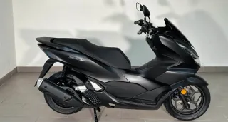 Honda PCX 2024