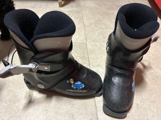 Botas esquí niño Talla 29/30 son un 20,5.